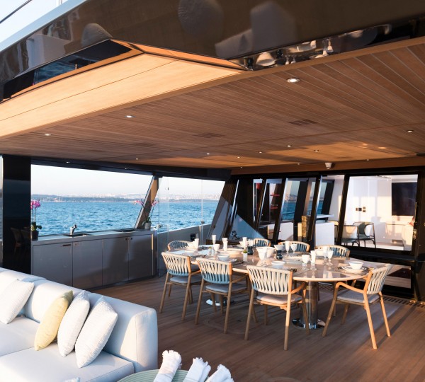 Luxury aft deck