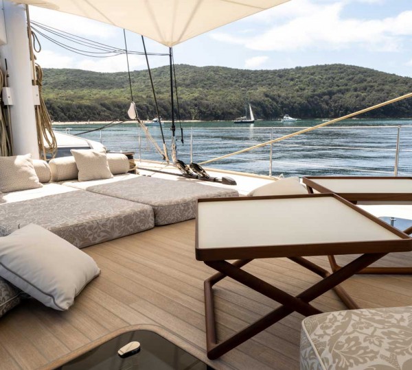 Stylish and comfortable foredeck