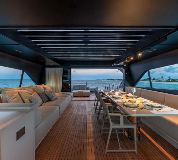 Sun deck with louvre roof