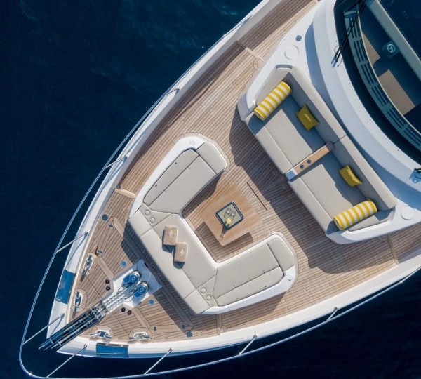 Foredeck lounge aerial view