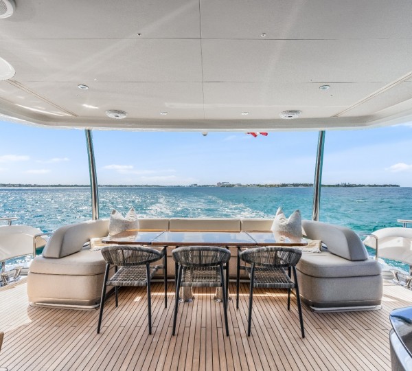 Main deck aft dining