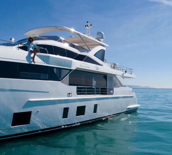 Wide panoramic windows