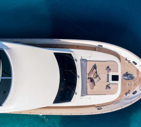 Foredeck aerial view