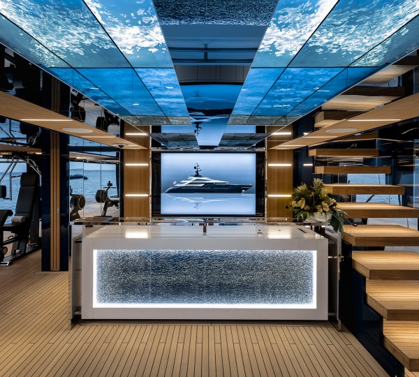 Beach club bar and gym