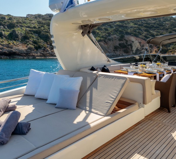 Sun deck sun loungers