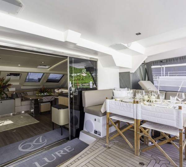 Sailing Catamaran ALLURE 64 Al Fresco Dining