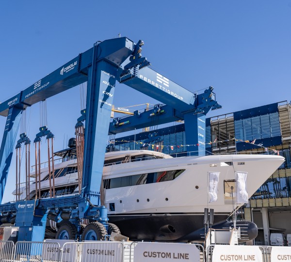 Superyacht FELICITY Launches