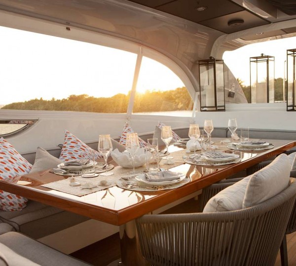 Flybridge Dining Closed