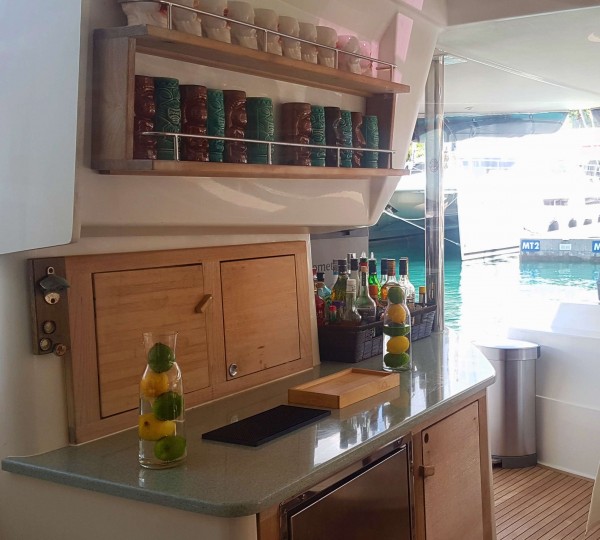 Sailing Catamaran ODYSSEA Aft Wet Bar