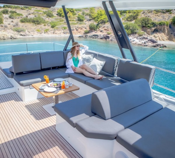 Sun Deck Dining And Sun Pads