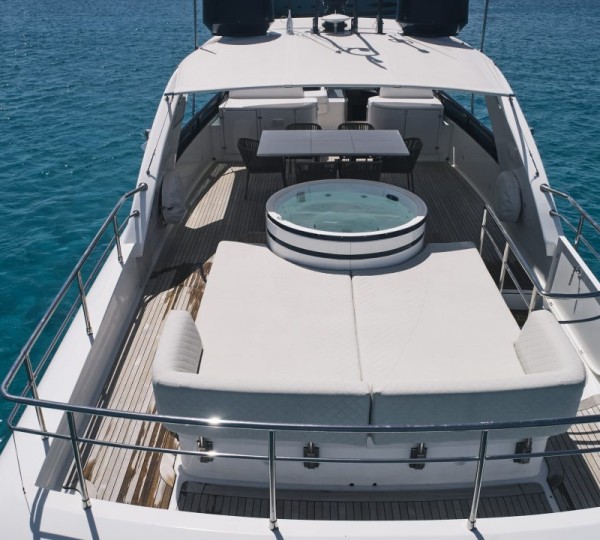 Sun Deck Sunpads And Jacuzzi