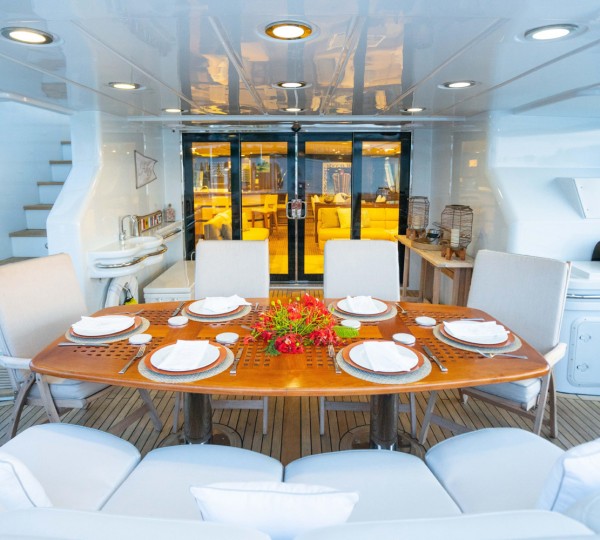 20201216-HIATUS Exterior - Main Deck Dining Area