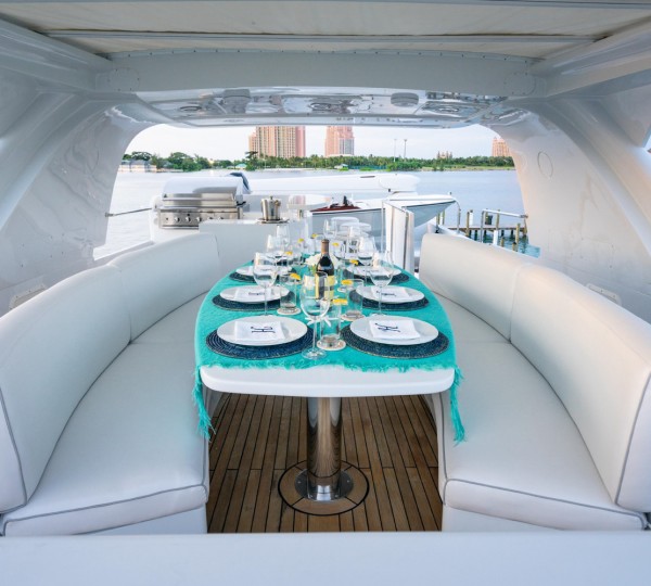 20201216-HIATUS Exterior - Skylounge Dining