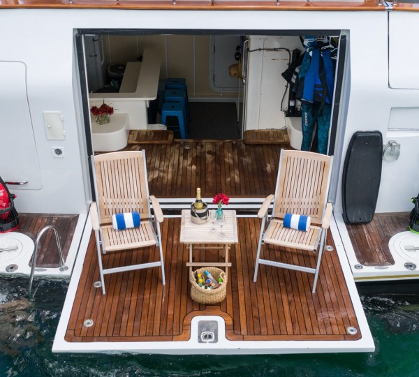 20201216-HIATUS Exterior - Swimming Platform