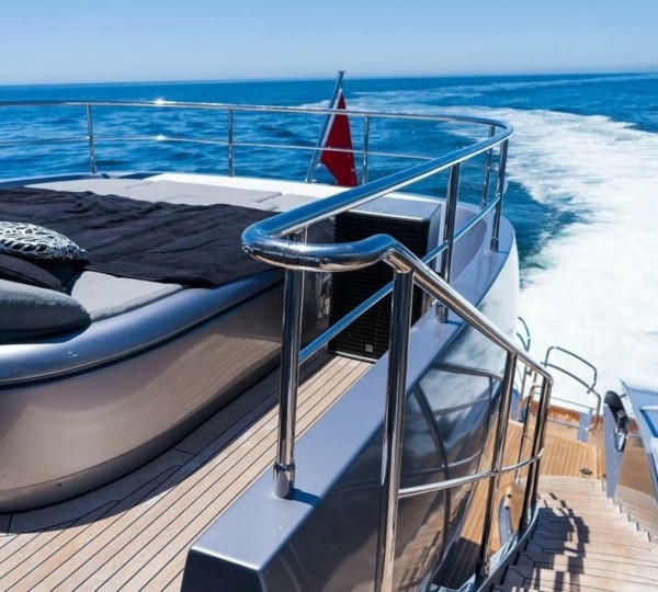 Flybridge Aft Sunpad - View Down Stairs