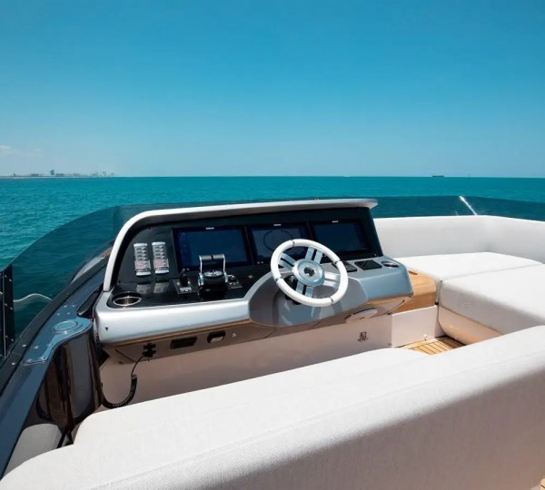 Flybridge Helm Controls