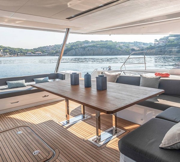 Main Deck Aft Dining (sistership)