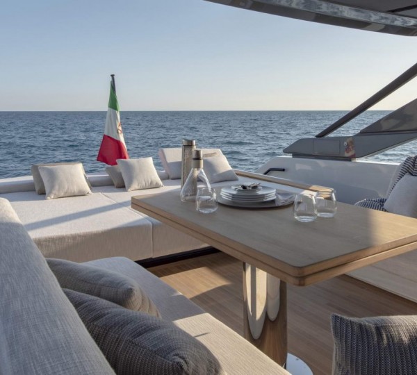 Main Deck Cockpit Seating