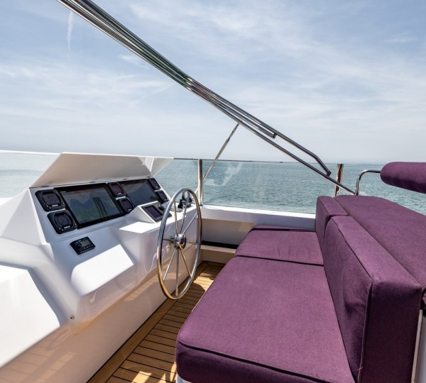 Sun Deck Helm Controls