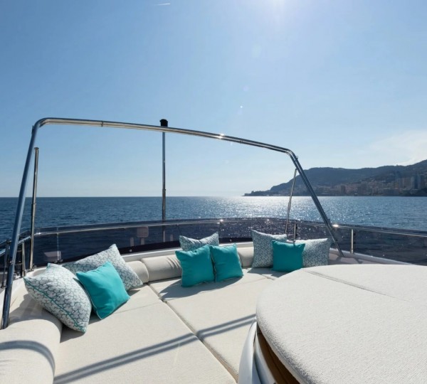 Sun Deck Jacuzzi And Sun Pads