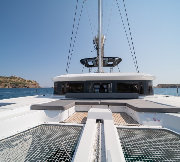 Foredeck Day Beds And Trampolines