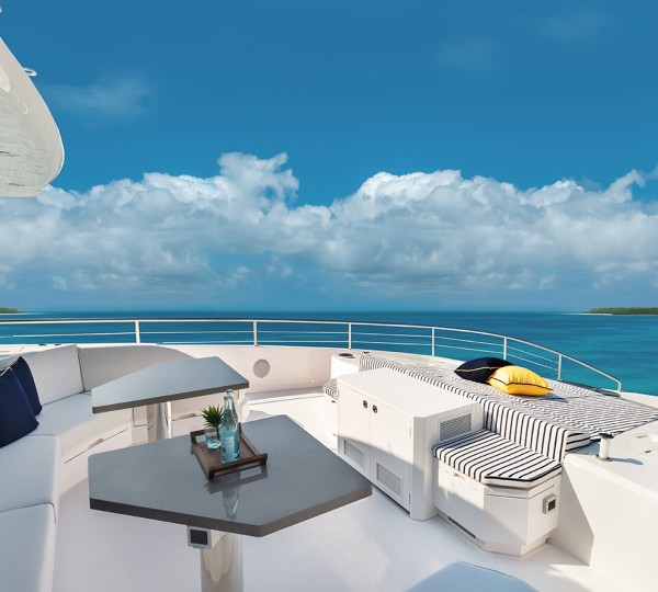 Foredeck Lounge And Sun Pads