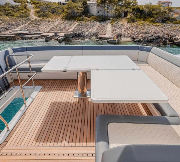 Sun Deck Aft Dining Setting