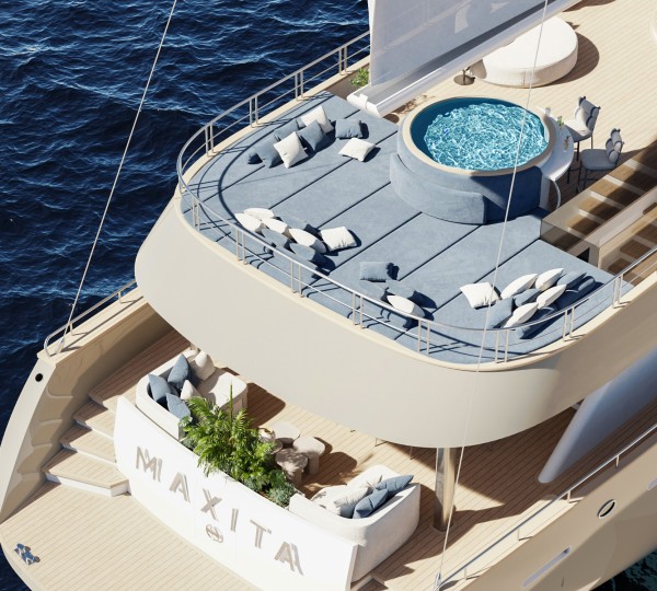 Sun Deck Jacuzzi And Sun Padded Area