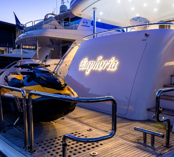 Swim Platform With Onboard Jetski