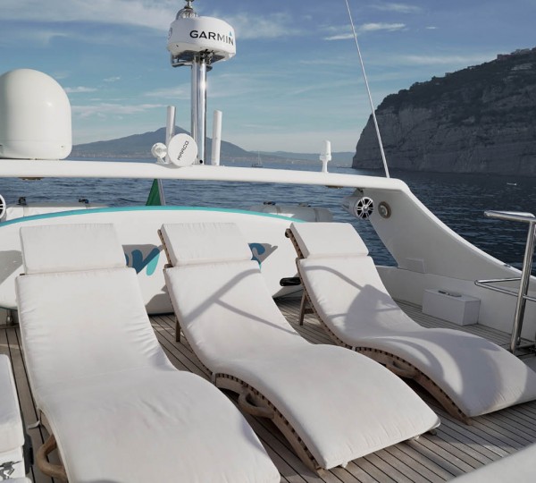 Flybridge Sunbathing