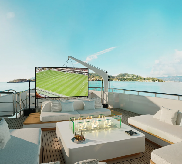 Lounge On Upper Deck