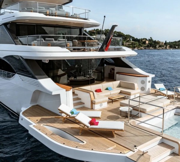 Main Deck Aft Oasis Deck