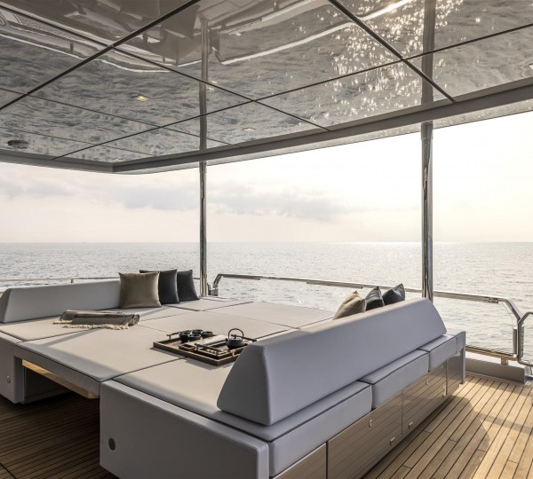 Main Deck Aft Table Down