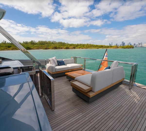 Main Deck Cockpit Seating