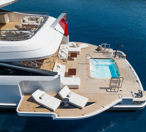 Oasis Deck With Fold Out Wings