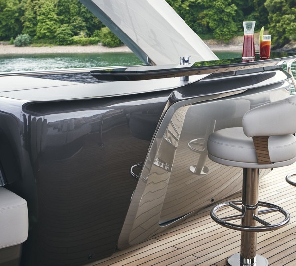 Sun Deck Sit Up Bar (sistership)