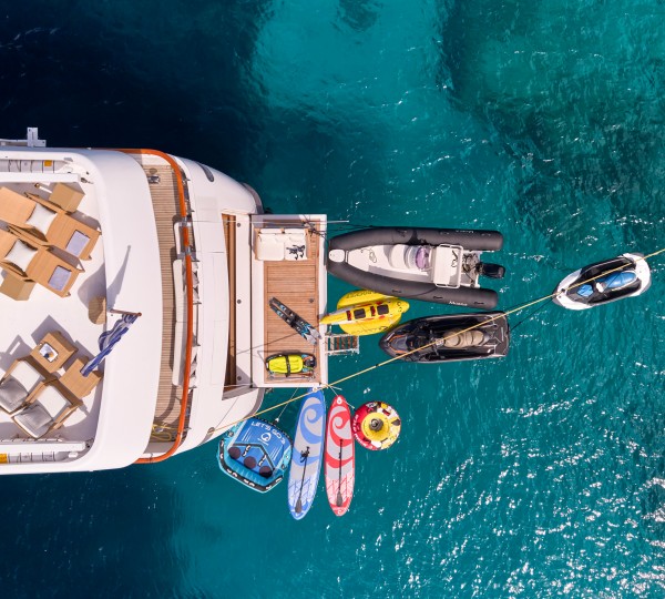 Stern Swim Platform With Water Toys