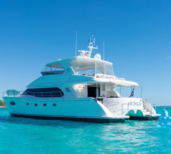 Motor Catamaran INDIGO