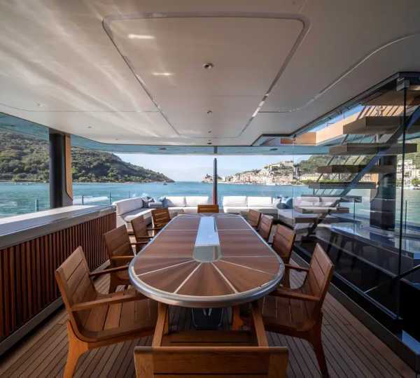 Dining On Bridge Deck