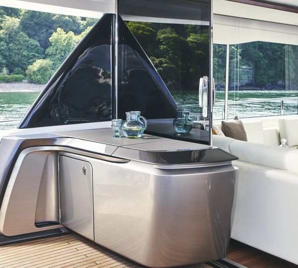 Main Deck Aft Bar (sistership)