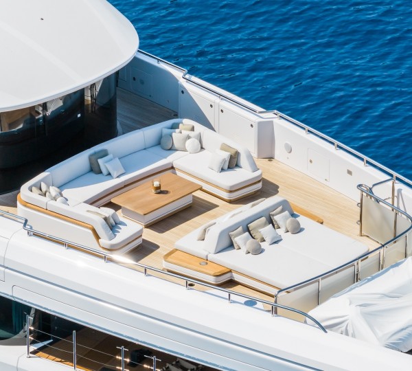 Foredeck Lounge And Sun Pads