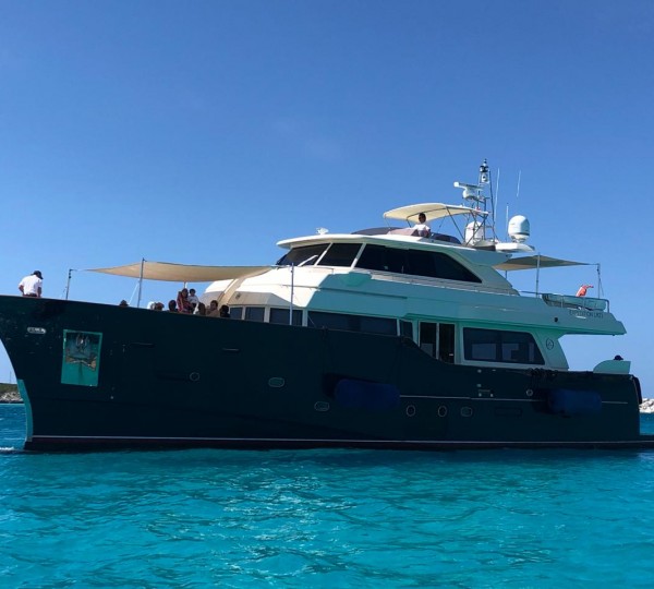 Motor yacht NOMADA - On charter