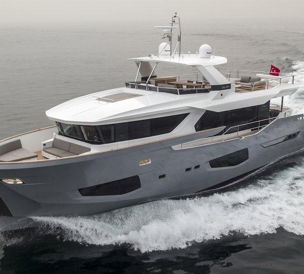 26XP Expedition Yacht GIOIA By Numarine