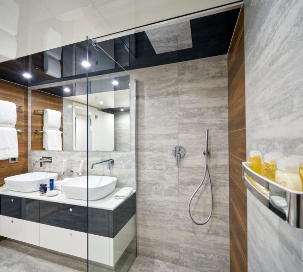 ACAPELLA Master-mid ensuite