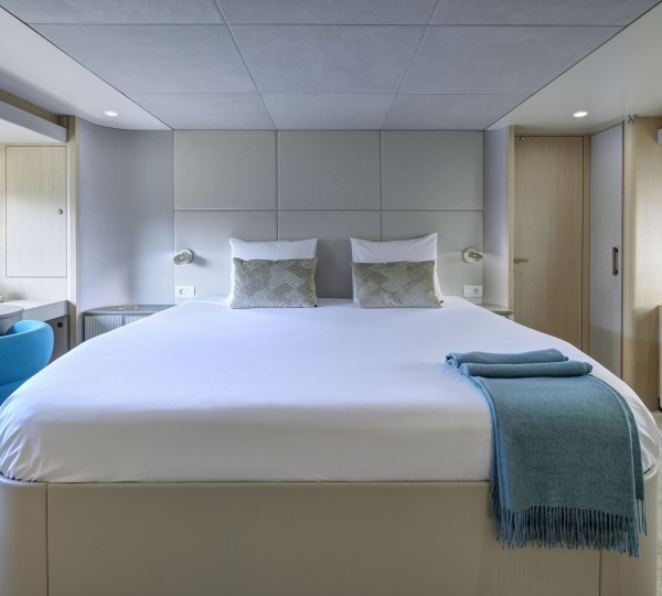 Full beam master suite