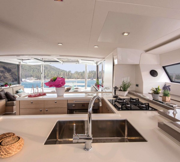 Light and airy main salon