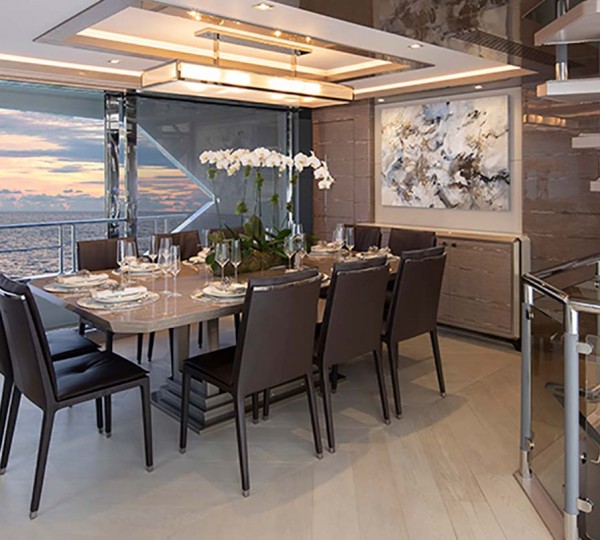 Bright contemporary dining area