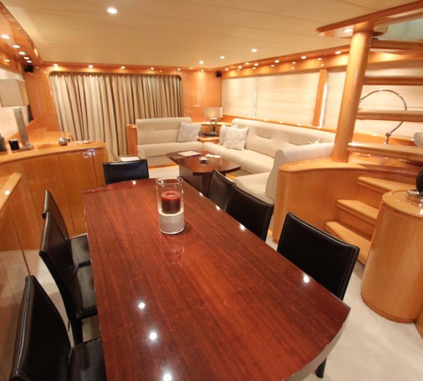 Internal access to flybridge