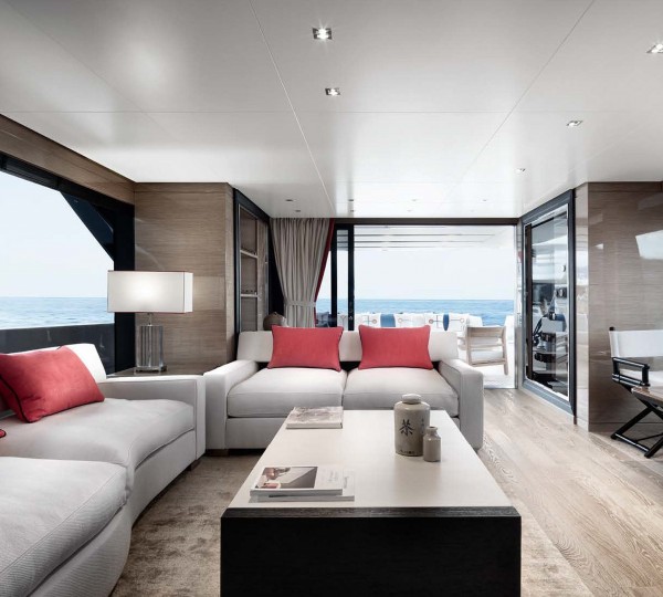 Main salon view aft (Studio Laura Sessa interior)