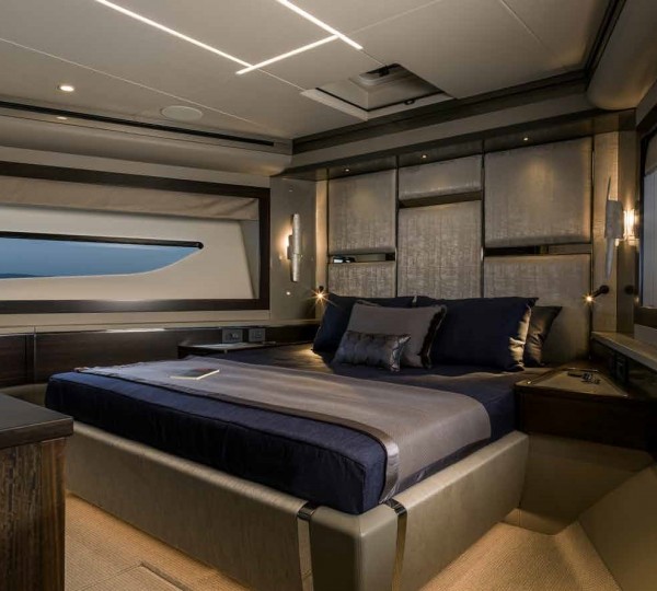 Spacious double cabin
